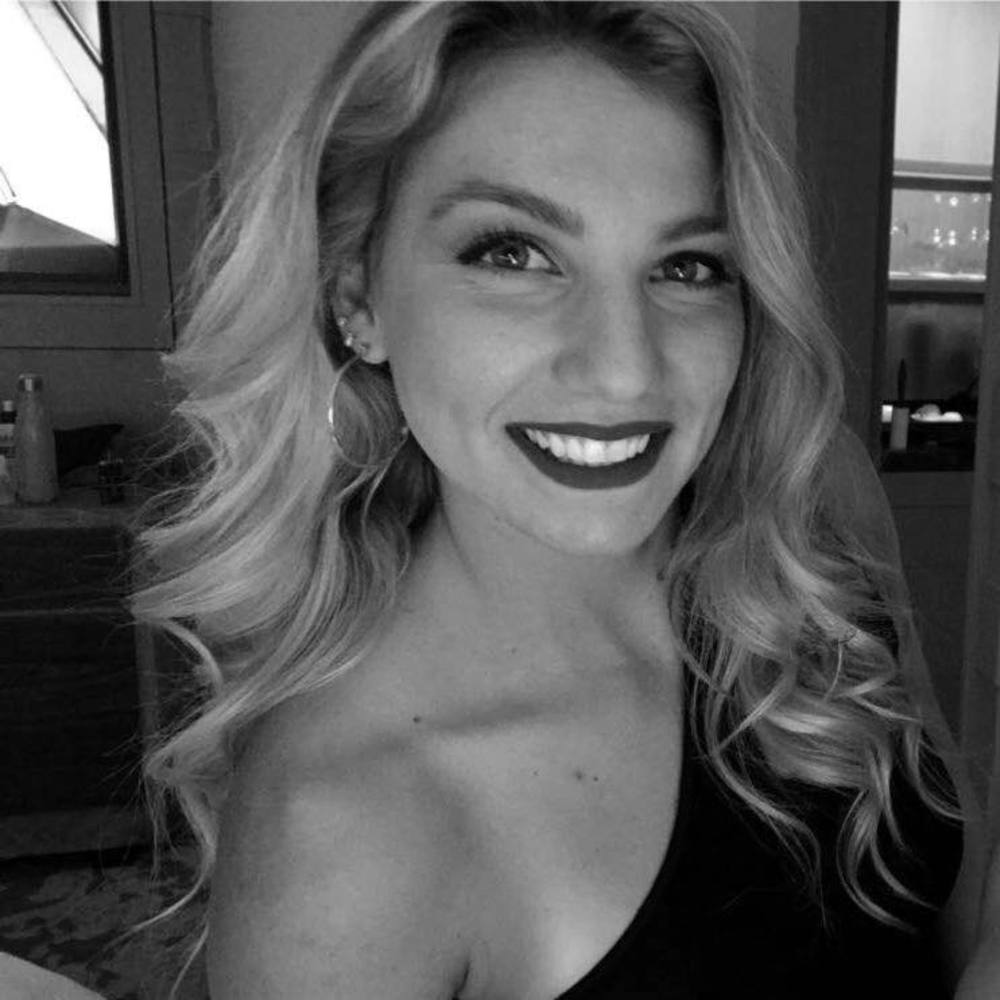 Meet your Posher, Siana